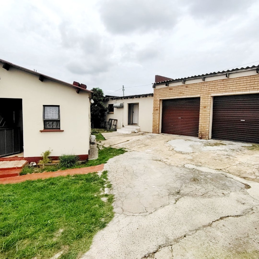 4 Bedroom Property for Sale in Mdantsane Eastern Cape
